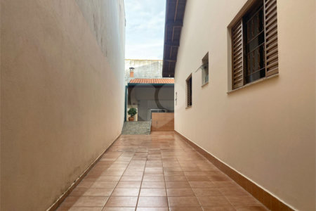Casa à venda com 2 quartos, sendo 1 suíte, em Vila Deyse, Itapetininga, SP