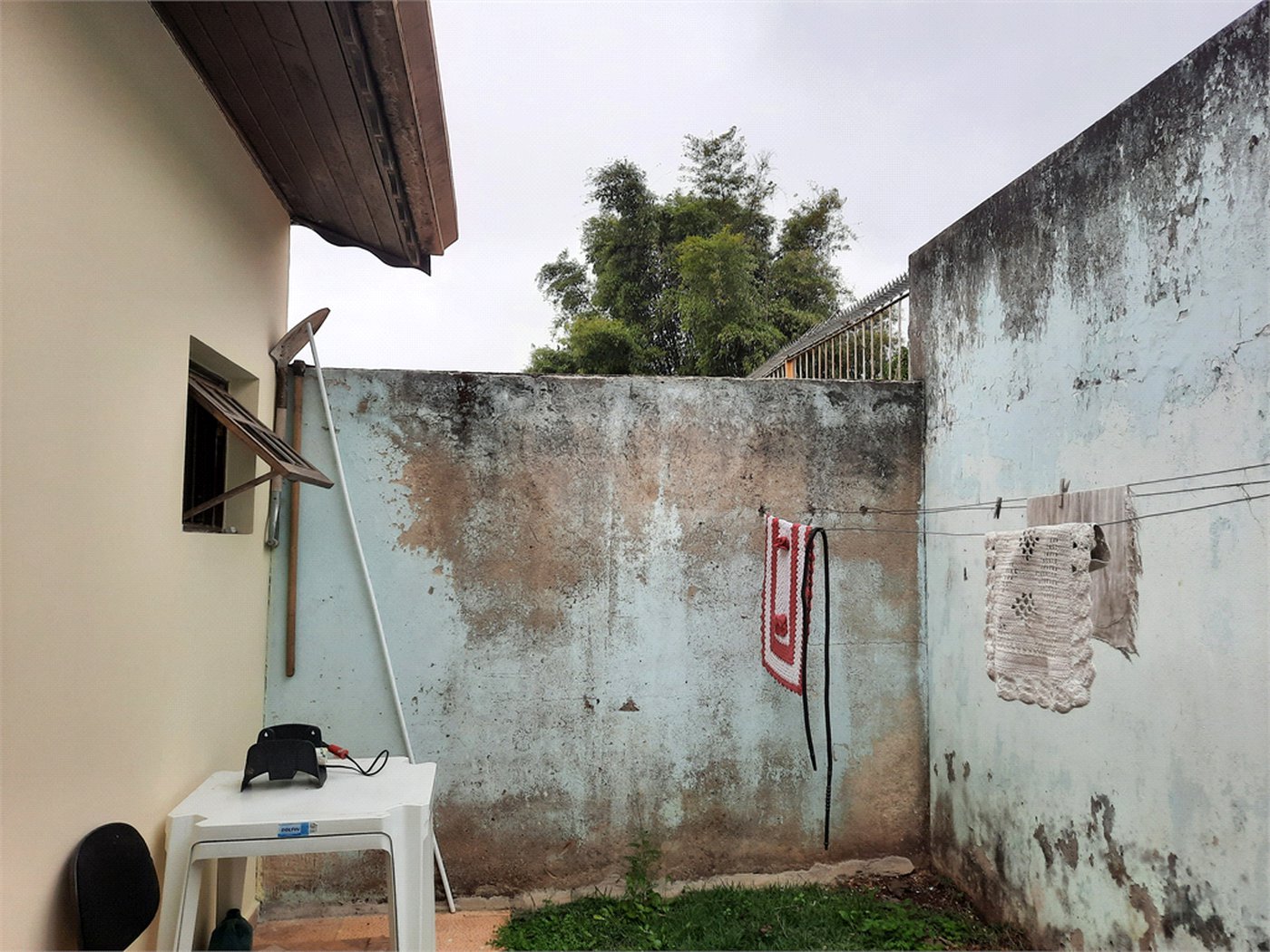 Sobrado à venda com 3 quartos, sendo 1 suíte,  em Vila Suissa, Mogi das Cruzes, SP