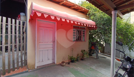 Casa à venda com 2 quartos em Taboão, São Roque, SP