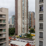 Apartamento à venda com 3 quartos, sendo 1 suíte,  em Jardim das Acácias, São Paulo, SP