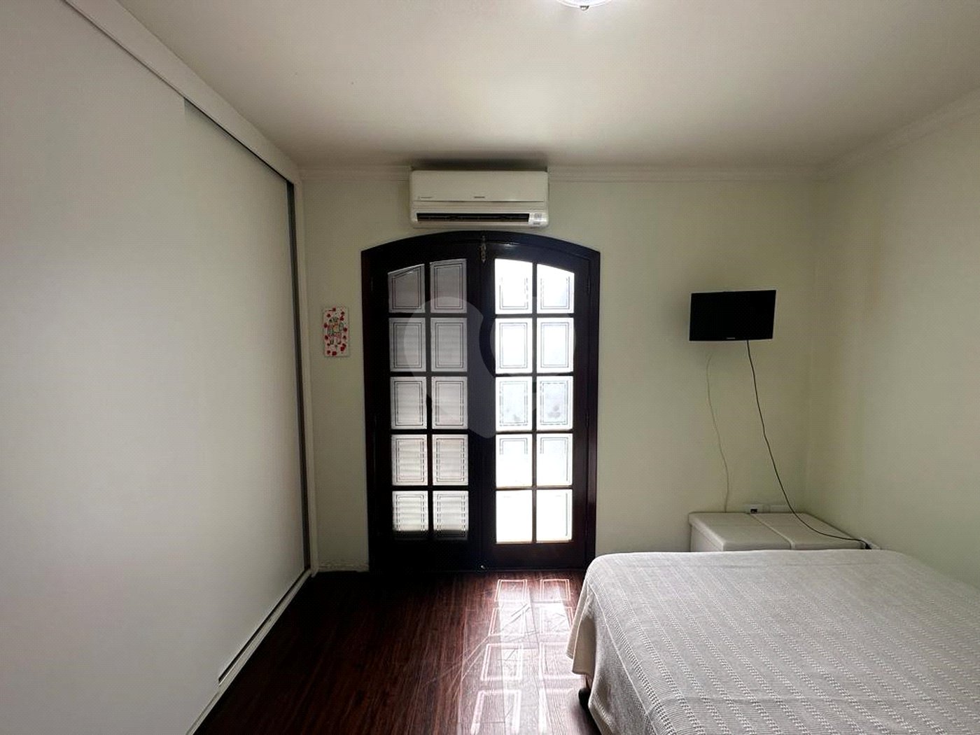 Sobrado à venda com 2 quartos em Vila Constança, São Paulo, SP