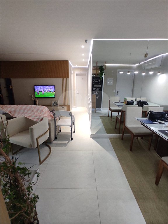 Apartamento à venda com 3 quartos, sendo 2 suítes, em Barra Funda, São Paulo, SP