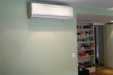 Casa à venda com 4 quartos, sendo 3 suítes, em Vila Tramontano, São Paulo, SP