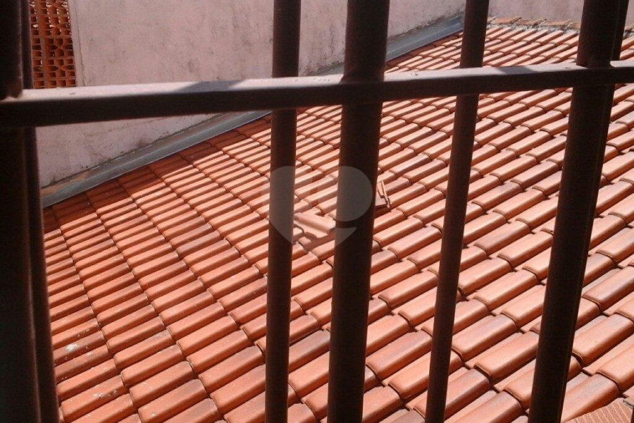 Casa de Vila à venda com 4 quartos, sendo 1 suíte, no condomínio Travessa Isadora,4, São Paulo - SP