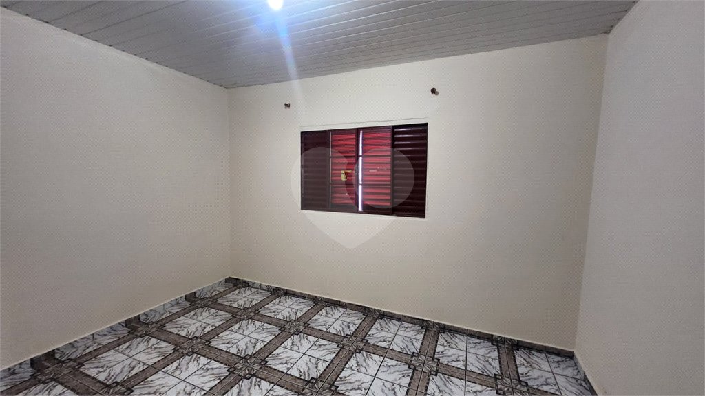 Casa à venda com 4 quartos, sendo 1 suíte, em Jardim Roberto Selmi Dei, Araraquara, SP