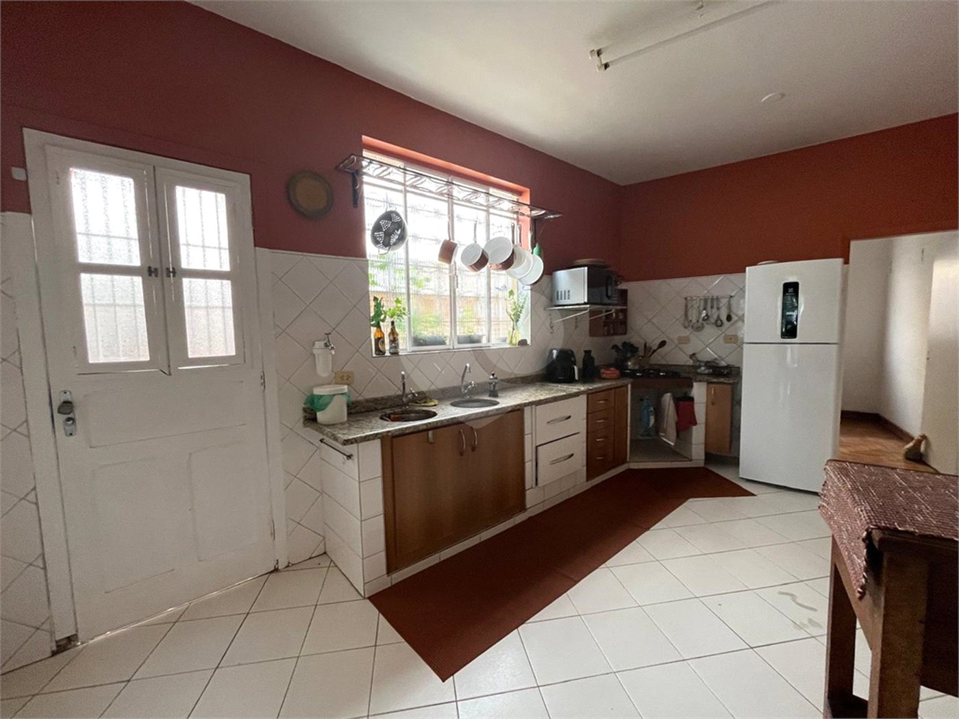 Casa à venda ou para alugar com 4 quartos, sendo 1 suíte, em Vila Monumento, São Paulo, SP