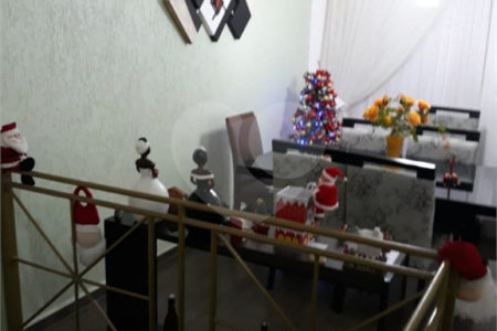 Casa à venda com 3 quartos, sendo 1 suíte, em Vila Suissa, Mogi das Cruzes, SP