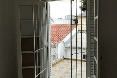 Sobrado à venda com 2 suítes em Santo Amaro, São Paulo, SP