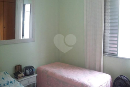 Casa à venda com 3 quartos, sendo 1 suíte, em Jardim Pinheiros, São Paulo, SP