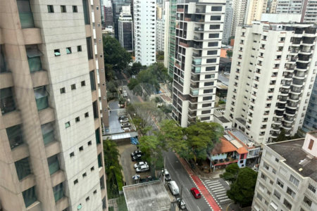 Duplex à venda com 2 suítes em Indianópolis, São Paulo, SP