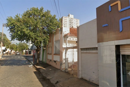 Casa à venda com 3 quartos no Centro, Araraquara, SP