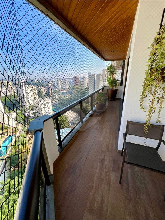 Apartamento à venda com 3 quartos, sendo 2 suítes,  em Vila Suzana, São Paulo, SP