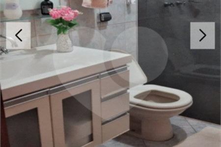 Casa à venda com 3 quartos, sendo 2 suítes, em Vila Harmonia, Araraquara, SP