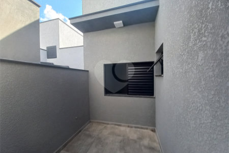 Casa à venda com 3 quartos, sendo 1 suíte, no condomínio Horto Florestal Villagio, Sorocaba - SP