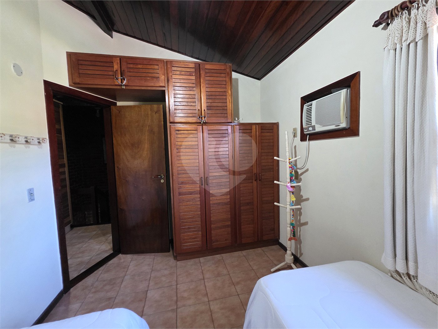 Casa à venda com 4 quartos, sendo 2 suítes, em Geribá, Armação dos Búzios, RJ