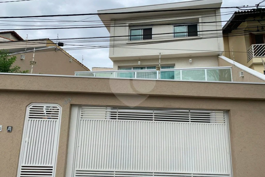 Sobrado à venda com 3 quartos, sendo 2 suítes,  em Tremembé, São Paulo, SP