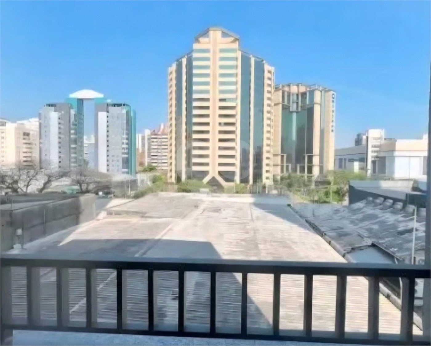 Apartamento à venda com 1 quarto em Indianópolis, São Paulo, SP