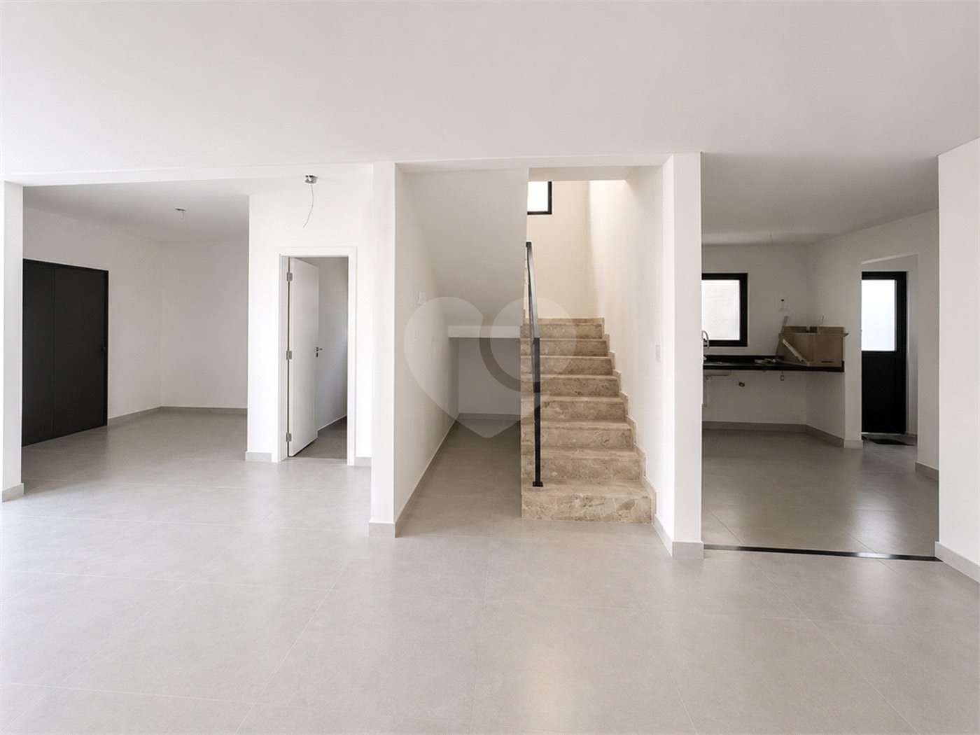 Casa à venda com 3 suítes no condomínio Villaggio Maranello, Vinhedo - SP