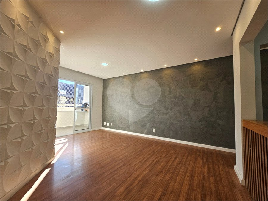 Apartamento à venda com 3 quartos, sendo 1 suíte, em Jardim Vera Cruz, Sorocaba, SP