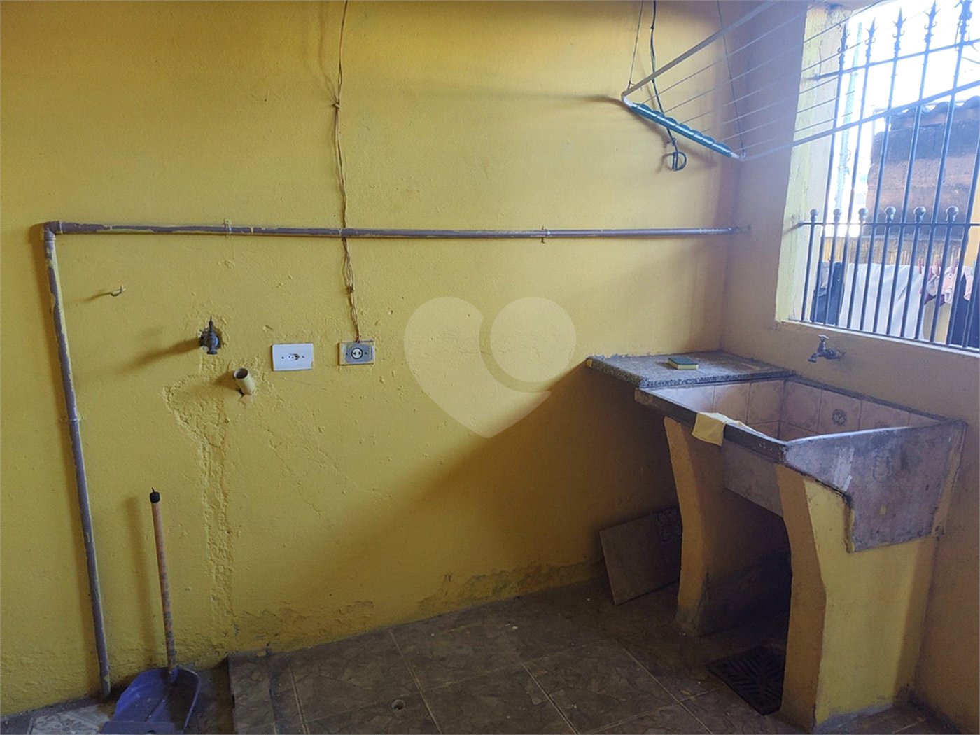 Casa à venda com 2 quartos em Jardim Margarida, Mogi das Cruzes, SP