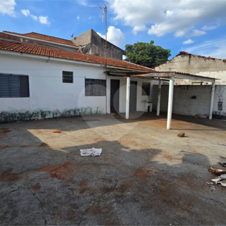 Casa à venda com 2 quartos em Jardim Pinheiros (vila Xavier), Araraquara, SP