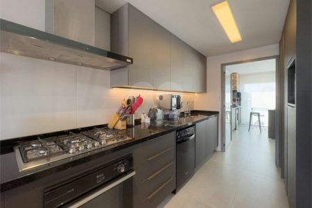 Apartamento à venda com 3 suítes em Brooklin, São Paulo, SP