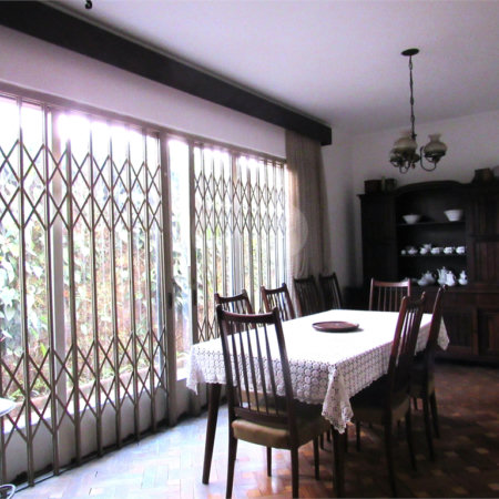 Casa à venda com 3 quartos em Moema, São Paulo, SP