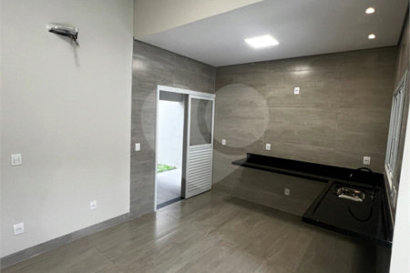 Casa Térrea à venda com 3 quartos, sendo 1 suíte, em Coophema, Cuiabá, MT