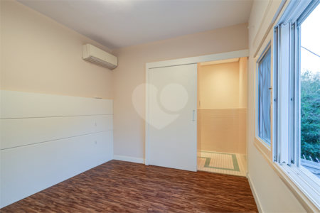Sobrado à venda com 3 quartos, sendo 1 suíte, em Jardim Petrópolis, São Paulo, SP