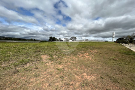 Terreno à venda no condomínio Up Residencial, Votorantim - SP
