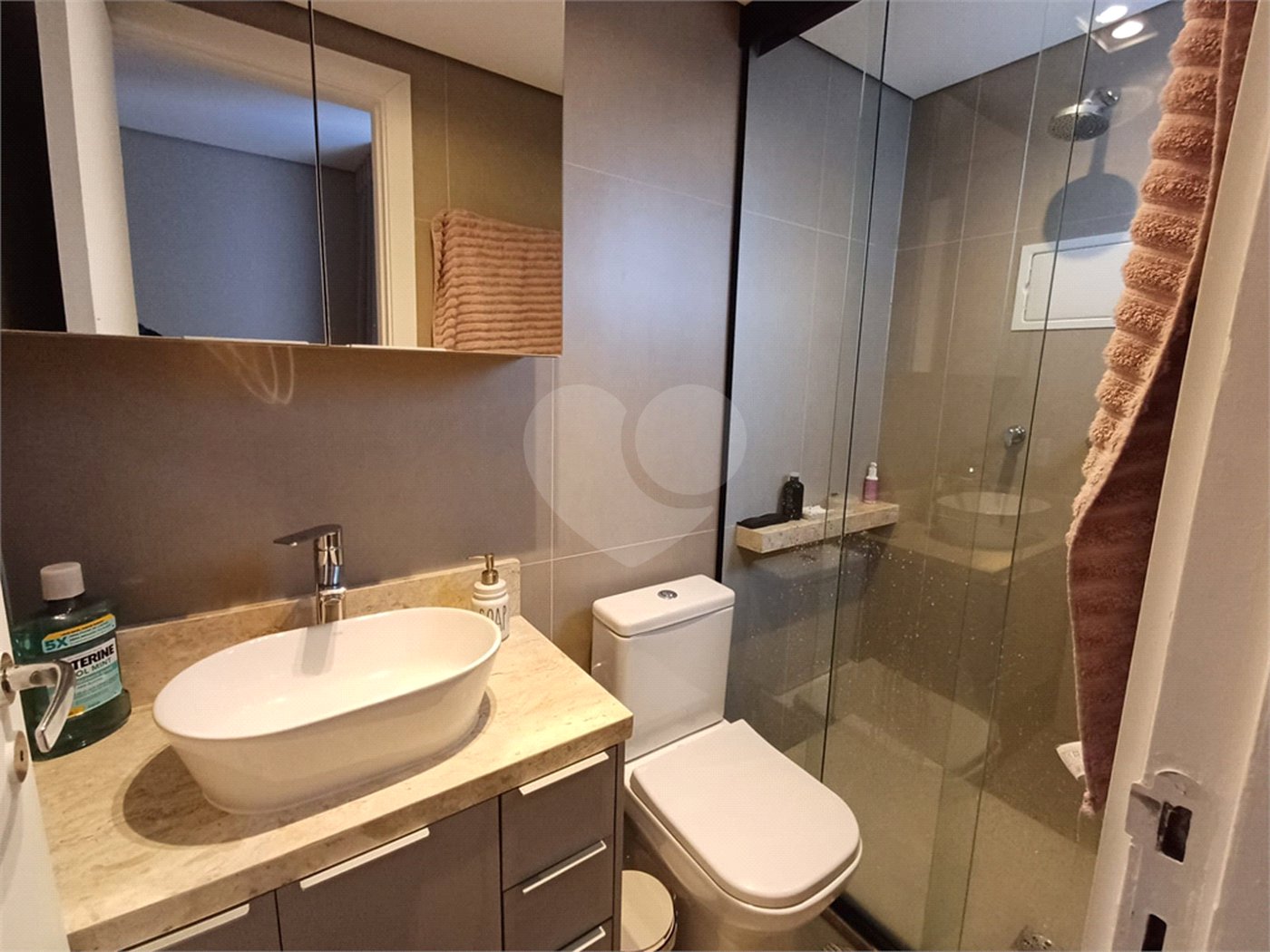 Apartamento à venda com 3 quartos, sendo 1 suíte, em Vila Guilherme, São Paulo, SP