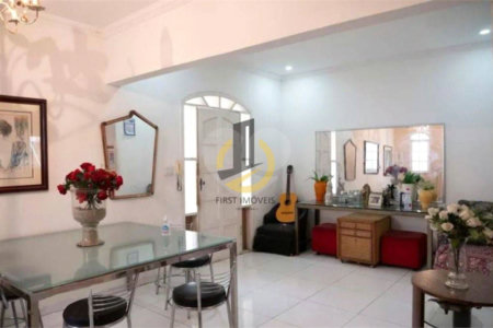 Casa à venda com 3 quartos, sendo 1 suíte, em Cambuci, São Paulo, SP