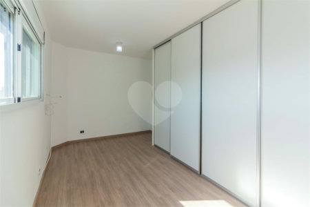 Duplex à venda com 1 quarto, sendo 3 suítes, em Vila Paulicéia, São Paulo, SP