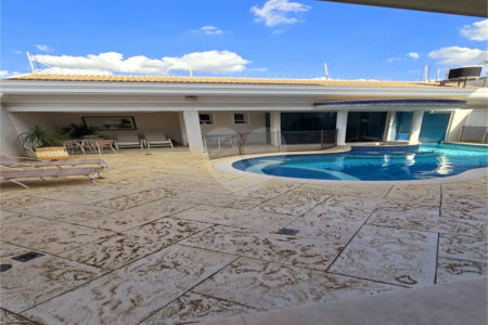 Casa à venda com 4 suítes no condomínio Jardim Residêncial da Villa Suiça, Indaiatuba - SP