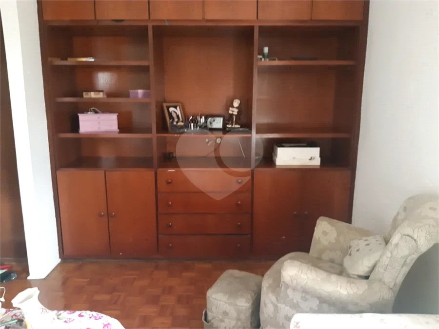 Sobrado à venda com 3 quartos, sendo 1 suíte, em Horto, São Paulo, SP