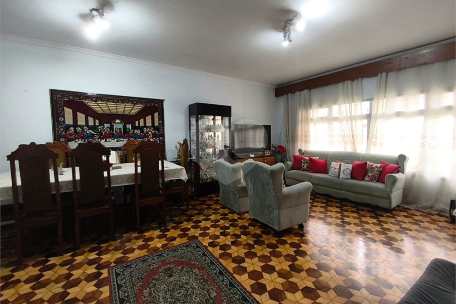 Casa Térrea à venda com 3 quartos em Vila Maria Alta, São Paulo, SP