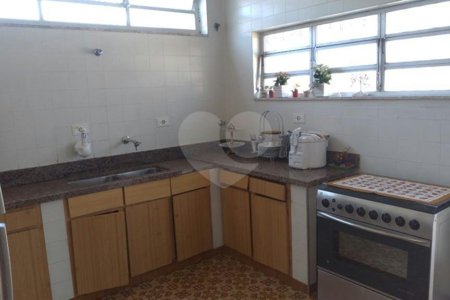 Casa à venda ou para alugar com 4 quartos, sendo 1 suíte, em Vila Paulicéia, São Paulo, SP