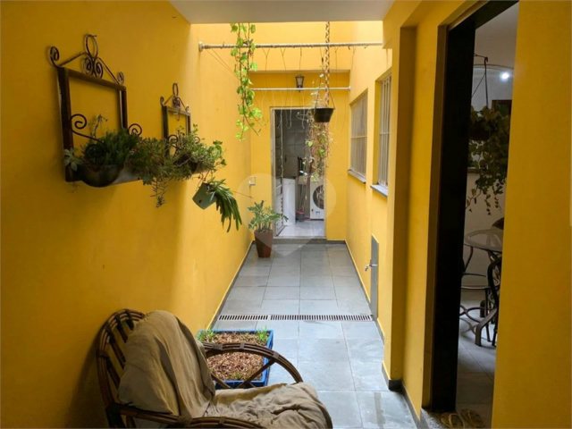 Sobrado à venda com 2 quartos, sendo 1 suíte,  em Cupecê, São Paulo, SP