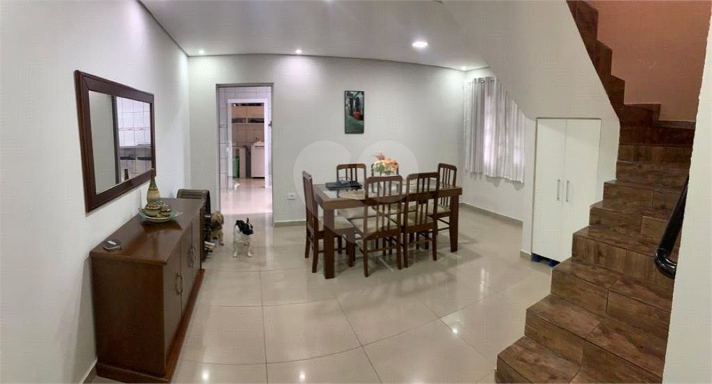 Casa à venda com 3 quartos, sendo 1 suíte,  em Vila Cecília, Mogi das Cruzes, SP