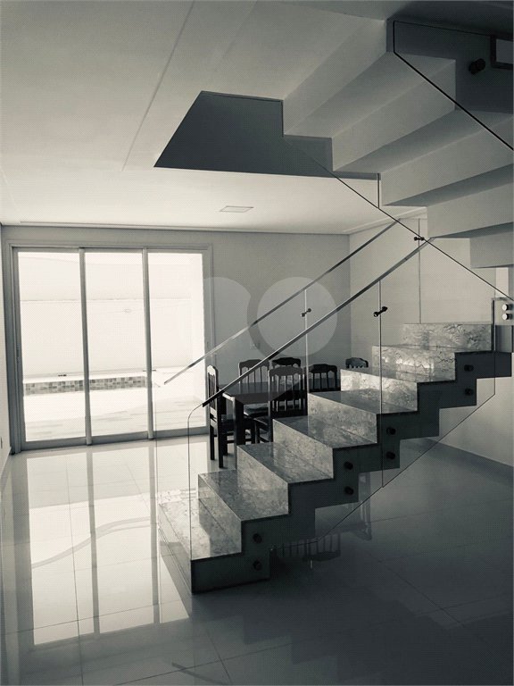 Casa à venda com 3 suítes no condomínio Residencial Lago da Serra, Araçoiaba da Serra - SP