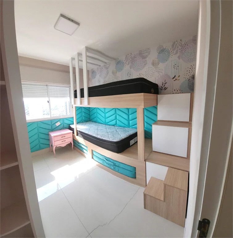 Apartamento à venda com 3 quartos, sendo 1 suíte,  em Jardim Vazani, São Paulo, SP