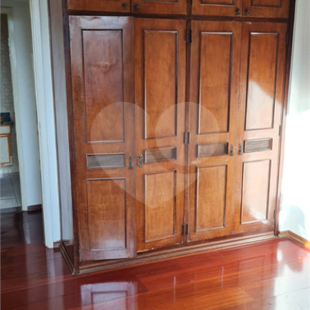 Apartamento à venda com 3 quartos, sendo 1 suíte,  no Centro, Araraquara, SP