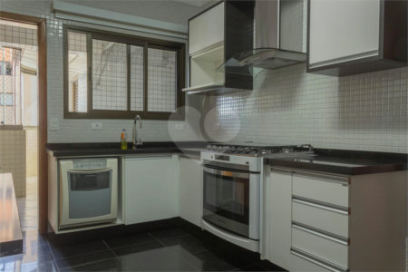 Apartamento à venda com 2 suítes em Anchieta, São Bernardo do Campo, SP