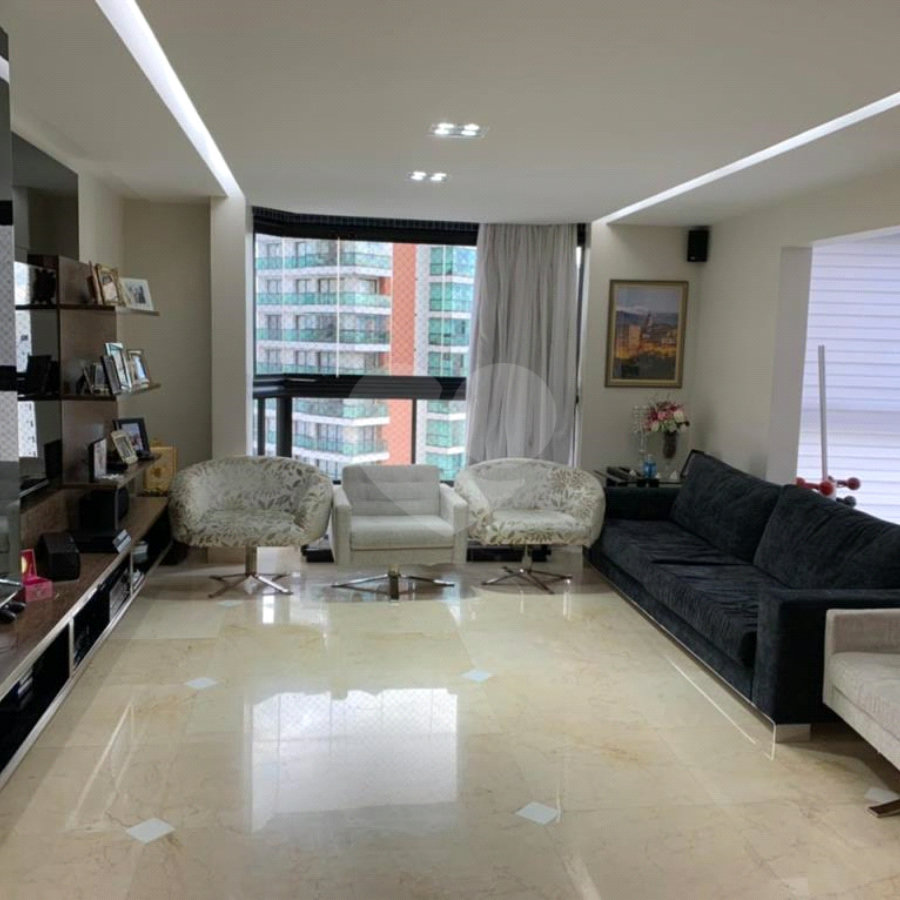 Apartamento à venda com 3 suítes em Santana, São Paulo, SP