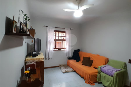 Casa Térrea à venda com 4 quartos, sendo 1 suíte, em Parque Continental, São Paulo, SP