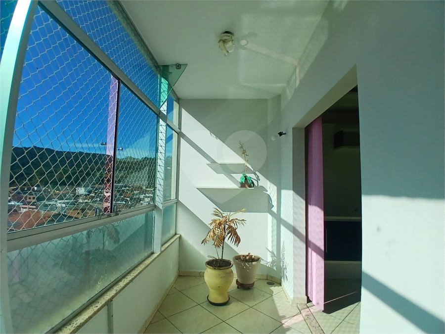 Apartamento à venda com 3 quartos, sendo 1 suíte,  em Jardim Brasil, São Roque, SP