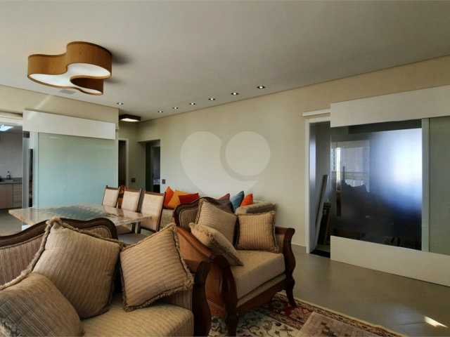 Apartamento à venda com 3 suítes em Jardim Marajoara, São Paulo, SP