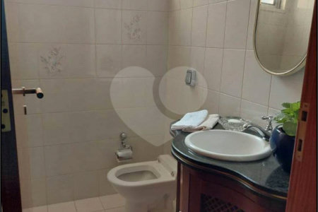 Apartamento à venda com 3 quartos, sendo 1 suíte, no Centro, Araraquara, SP