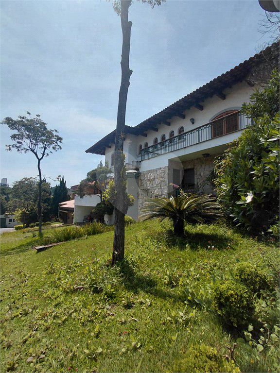 Casa à venda com 4 suítes no condomínio Ville Bourghese, São Paulo - SP