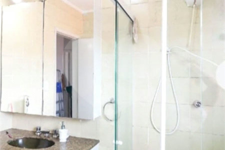 Sobrado à venda com 3 quartos, sendo 1 suíte,  em Vila Constança, São Paulo, SP